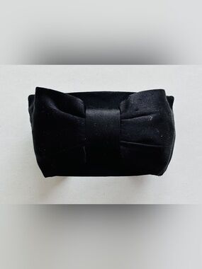 Natasha Couture Black Velvet Bow Bracelet